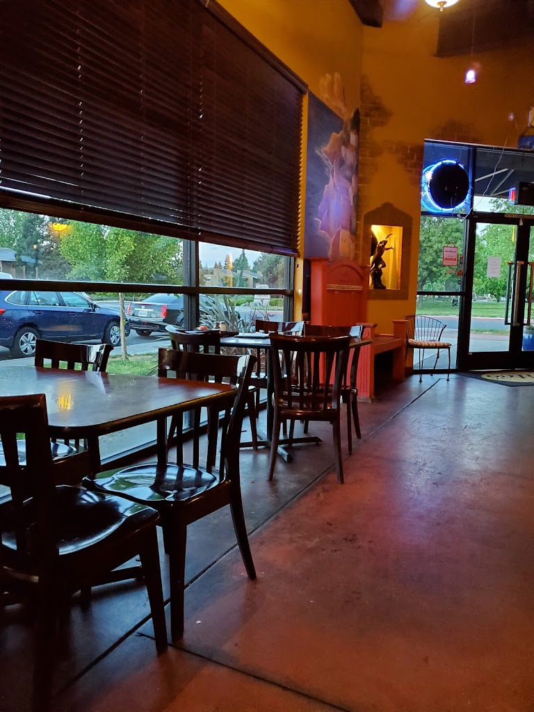 Vito's Ristorante & Pizzeria 95382