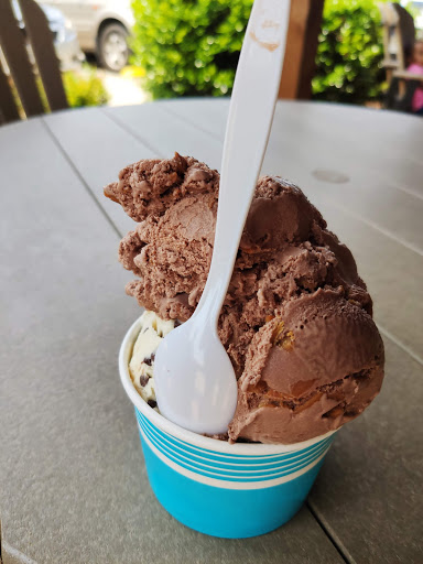 Bakery «Ole Country Store & Bakery», reviews and photos, 18019 Country Store Dr, Culpeper, VA 22701, USA