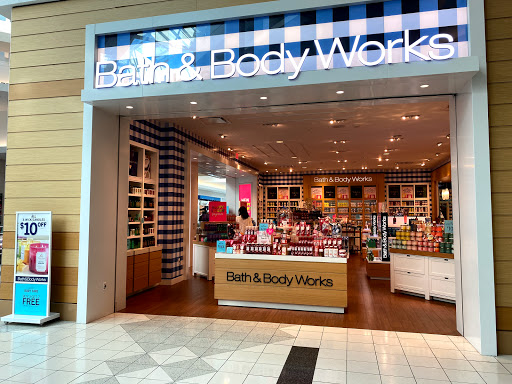 Shopping Mall «Great Northern Mall», reviews and photos, 4954 Great Northern Mall, North Olmsted, OH 44070, USA