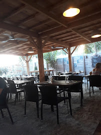 Atmosphère du Restaurant Le Petit Chez Soi à Canet-en-Roussillon - n°19