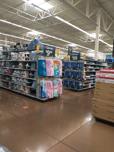 Department Store «Walmart Supercenter», reviews and photos, 2988 Burkesville Rd, Columbia, KY 42728, USA
