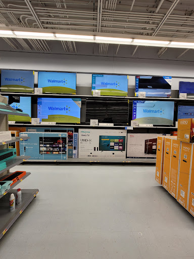 Discount Store «Walmart», reviews and photos, 44575 Mound Rd, Sterling Heights, MI 48314, USA