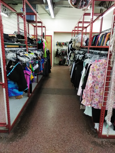 Thrift Store «Community Thrift Store», reviews and photos, 3440 Grand Ave, Gurnee, IL 60031, USA