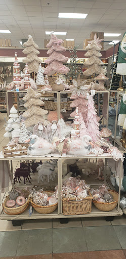 Home Goods Store «Christmas Tree Shops», reviews and photos, 13361 Hall Rd, Utica, MI 48315, USA