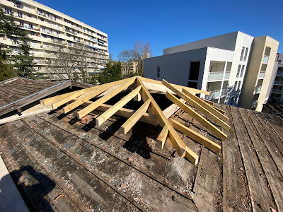 Lst structure bois à Salles