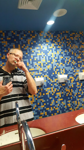 Movie Theater «Regal Cinemas Hollywood 10 - St. Joseph», reviews and photos, 5405 N Belt Hwy, St Joseph, MO 64506, USA