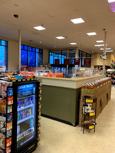 Grocery Store «Safeway», reviews and photos, 205 N 5th Ave, Yakima, WA 98902, USA