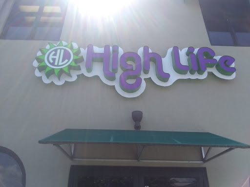 Vaporizer Store «High Life Smoke Shop», reviews and photos, 19501 W Catawba Ave, Cornelius, NC 28031, USA