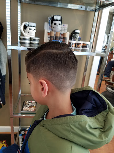 Barber Shop «The Suite Barbershop», reviews and photos, 629 Sligo Ave, Silver Spring, MD 20910, USA