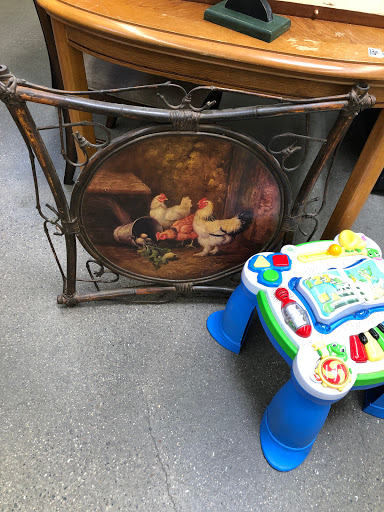 Thrift Store «Goodwill Store and Donation Center», reviews and photos, 1484 E Ellis Rd, Norton Shores, MI 49444, USA