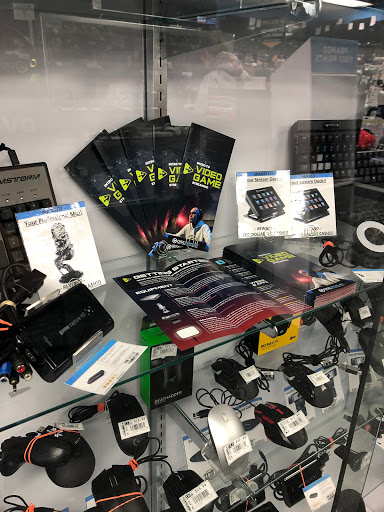 Video Game Store «Disc Replay Flint», reviews and photos, 3192 Linden Rd, Flint, MI 48507, USA