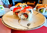 Plats et boissons du Restaurant de sushis sur tapis roulant Restaurant Asia | Buffet asiatique - Sushi bar à Chasseneuil-du-Poitou - n°3