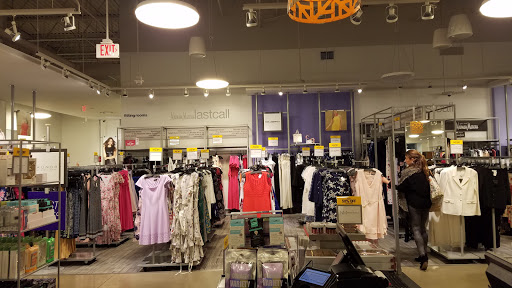 Clothing Store «Neiman Marcus Last Call», reviews and photos, 5220 Fashion Outlets Way #2085, Rosemont, IL 60018, USA