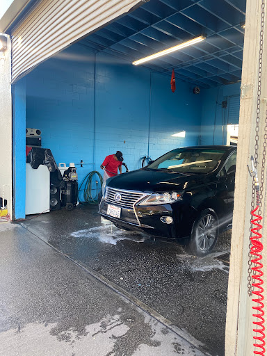 Spartans car wash en Huntington Park