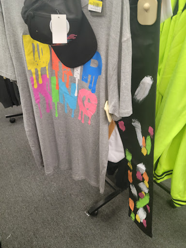 Shopping Mall «Great Western Shopping Center», reviews and photos, 240 N Wilson Rd, Columbus, OH 43204, USA