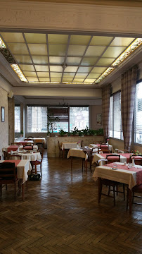 Atmosphère du Restaurant français Restaurant du Cloître à Bourbon-Lancy - n°8