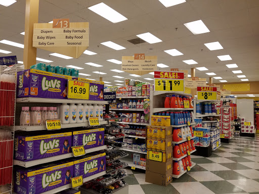 Grocery Store «Schnucks», reviews and photos, 2030 Dorsett Rd, Maryland Heights, MO 63043, USA