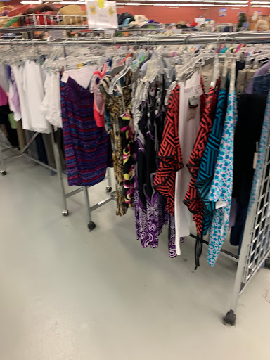 Thrift Store «Bethesda Thrift Shop», reviews and photos, 4749 County Rd 101, Minnetonka, MN 55345, USA