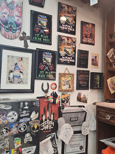 Explore logo 49ers tattoo ideas, creative tattoo ideas in San Antonio, available at Master Minds Tattoo