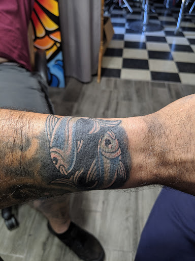 Tattoo Shop «Unlimited Tattoo», reviews and photos, 359 S Irwindale Ave, Azusa, CA 91702, USA