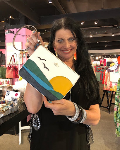 Consignment Shop «Sass upscale resale boutique», reviews and photos, 10866 York Rd, Cockeysville, MD 21030, USA