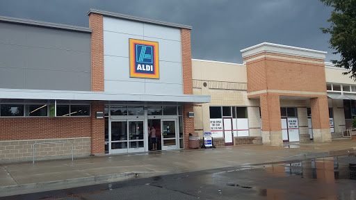 Supermarket «ALDI», reviews and photos, 21031 Tripleseven Rd, Potomac Falls, VA 20165, USA