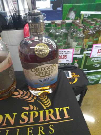 Liquor Store «Rose City Liquor Store», reviews and photos, 7253 NE Sandy Blvd, Portland, OR 97213, USA