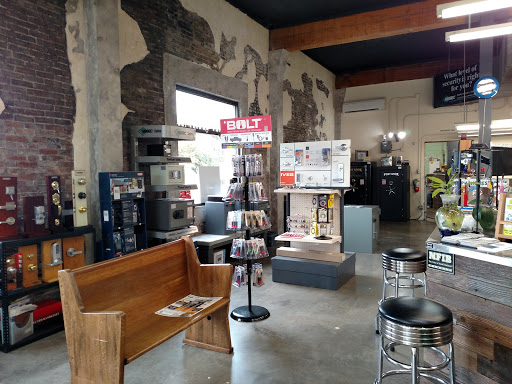 Locksmith «Eugene Lock and Safe Company», reviews and photos, 206 Main St, Springfield, OR 97477, USA