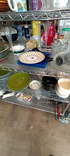 Thrift Store «Goodwill Bellerive», reviews and photos, 112 Bellerive Blvd, Nicholasville, KY 40356, USA