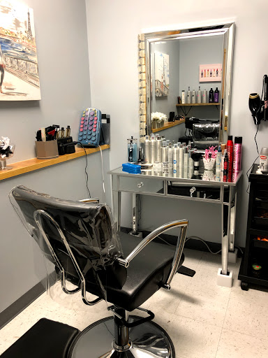 Cosmetics Store «Merle Norman Cosmetic Studio», reviews and photos, 2333 Madison St, Clarksville, TN 37043, USA