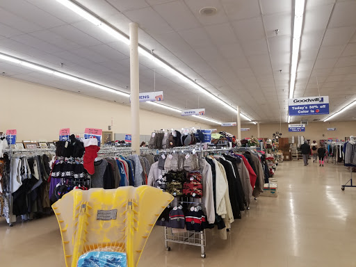 Non-Profit Organization «Goodwill Industries», reviews and photos, 1733 Pearl Rd #101, Brunswick, OH 44212, USA