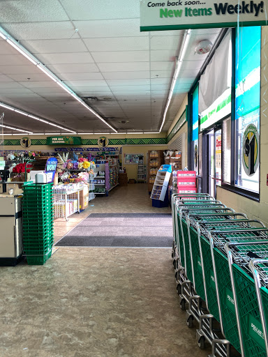 Dollar Store «Dollar Tree», reviews and photos, 402 E Clifty Dr Ste 4, Madison, IN 47250, USA