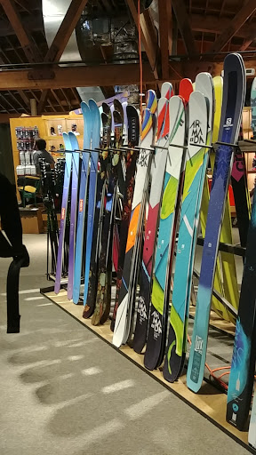 Ski Shop «evo Seattle Store», reviews and photos, 3500 Stone Way N, Seattle, WA 98103, USA