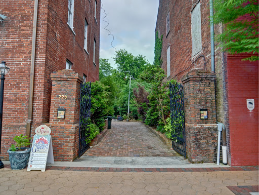 Wedding Venue «Isaac Taylor Garden Event Venue in New Bern», reviews and photos, 228 Craven St, New Bern, NC 28560, USA