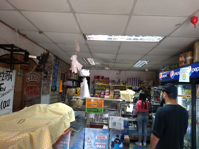 Opiniones de Constanza Minimarket en San Bernardo - Tienda de ultramarinos