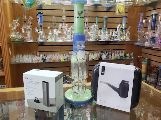 Tobacco Shop «Tobacco One Smoke Shop», reviews and photos, 1220 E Yorba Linda Blvd, Placentia, CA 92870, USA