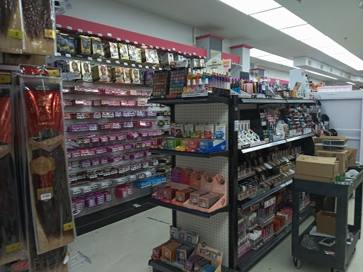 Beauty Supply Store «BSW BEAUTY SUPPLY MATTAPAN», reviews and photos, 1595 Blue Hill Avenue, Mattapan, MA 02126, USA