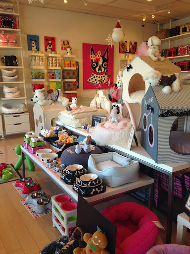 Pet Supply Store «Woof Woof Puppies & Boutique», reviews and photos, 29555 Northwestern Hwy, Southfield, MI 48034, USA