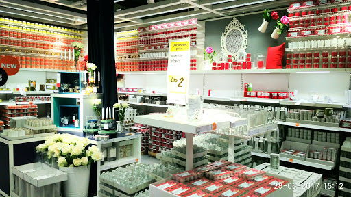 Online decoration stores Dubai