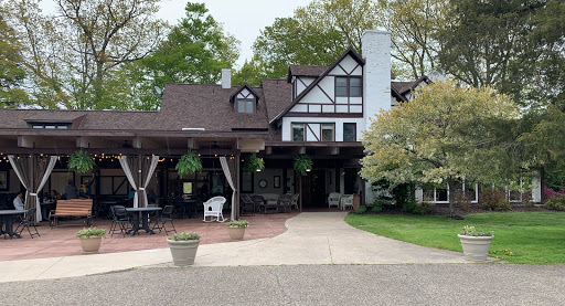 Restaurant «Hawkshead Restaurant», reviews and photos, 523 Hawks Nest Dr, South Haven, MI 49090, USA