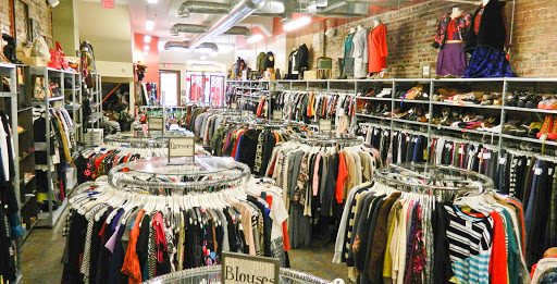 Used Clothing Store «Buffalo Exchange DC», reviews and photos, 1318 14th St NW, Washington, DC 20005, USA