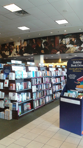 Book Store «Barnes & Noble», reviews and photos, 3485 Tyler St, Riverside, CA 92503, USA
