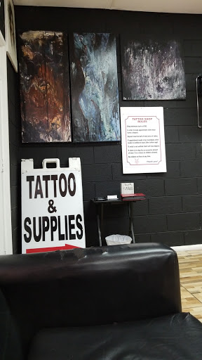 Tattoo Shop «Illegal ink tattoo & supply», reviews and photos, 1010 E Southern Ave, Phoenix, AZ 85040, USA