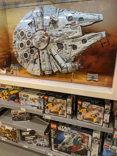 Toy Store «The LEGO Store», reviews and photos, 5 Woodfield Mall, Schaumburg, IL 60173, USA