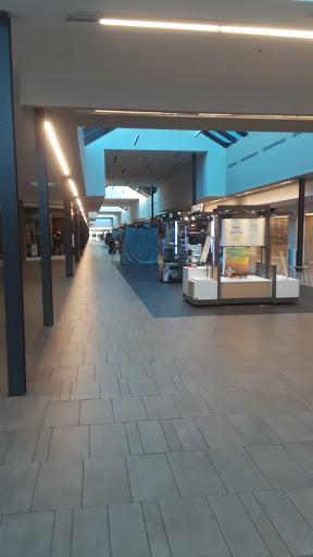 Shopping Mall «Broadway Mall», reviews and photos, 358 N Broadway, Hicksville, NY 11801, USA