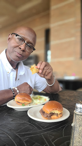 Shopping Mall «Orland Square», reviews and photos, 288 Orland Square Dr, Orland Park, IL 60462, USA