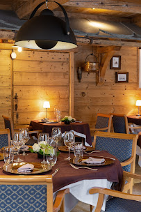 Atmosphère du Restaurant français Le Chalet Florimont à Saint-Ferréol - n°12