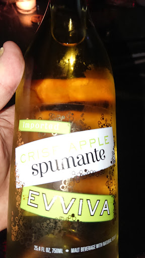 Liquor Store «Liquor Zone», reviews and photos, 3004 E Pioneer Pkwy #200, Arlington, TX 76010, USA