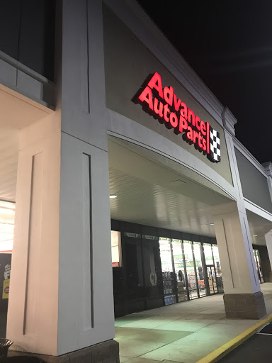 Auto Parts Store «Advance Auto Parts», reviews and photos, 13653 Lee Jackson Memorial Hwy, Chantilly, VA 20151, USA