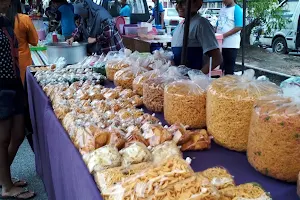 Pasar Malam Batu Kawan image